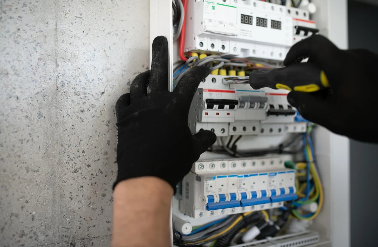 mantenimiento electrico y averias